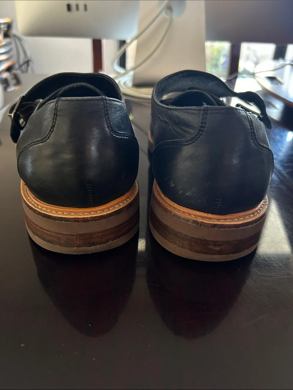 Gordon Rush Black Leather Slip-On Loafer with Contrast Stitching Size 9
